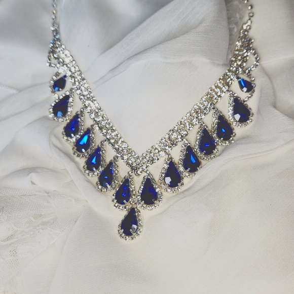 Sapphire Blue Elegant Gala Necklace & Earrings Set... Wedding Prom - Picture 2 of 3